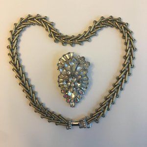 Chloe and Isabel vintage look Necklace